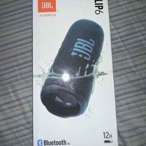 JBL Flip 6 Bluetooth Speaker - Black